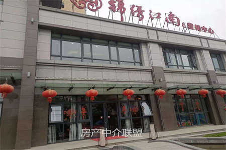 东原学校附近国丹家园2室2厅1卫48万67m2简单装修出售